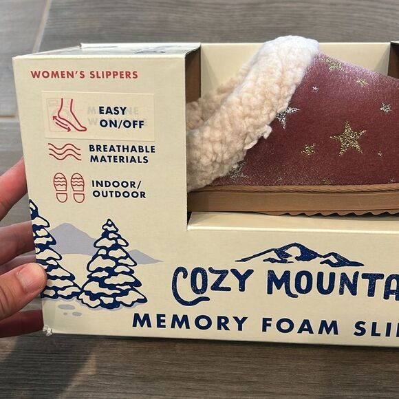Cozy Mountain Memory Foam Women’s Slippers - Picture 4 of 10